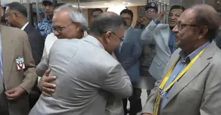 বিমানবন্দরে তারেক রহমান: আপ্লুত নেতাকর্মীরা